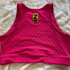 Zumba Pink Textured Crop Top Racerback Athletic Dance Fitness Top Large
